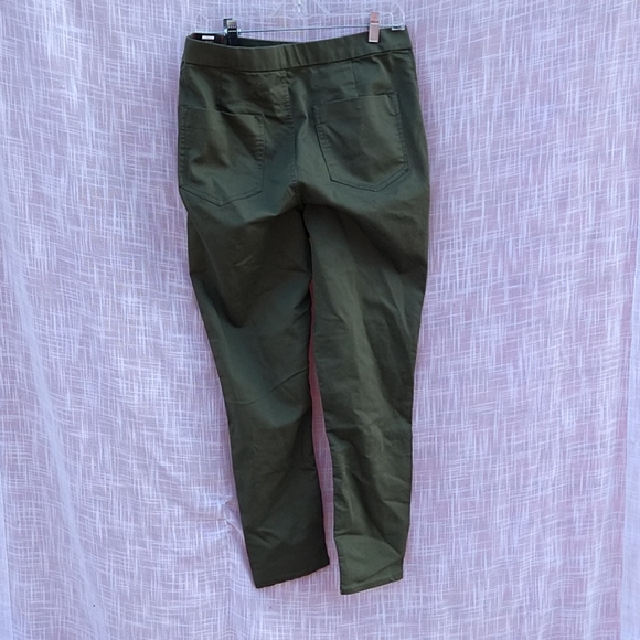 Women's clam diggers - Picture 2 of 3